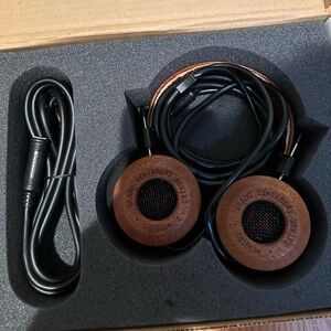 Grado GS1000e Statement Series Headphones